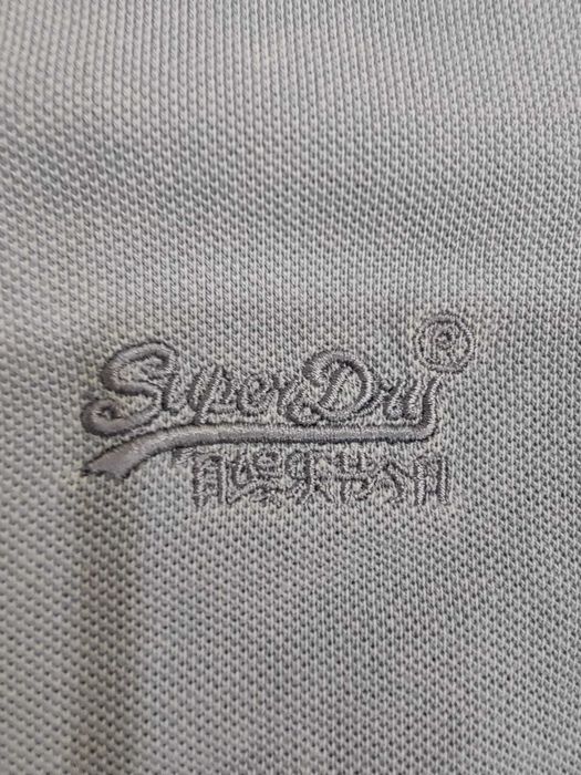 Polo Superdry tam. XL em ótimo estado