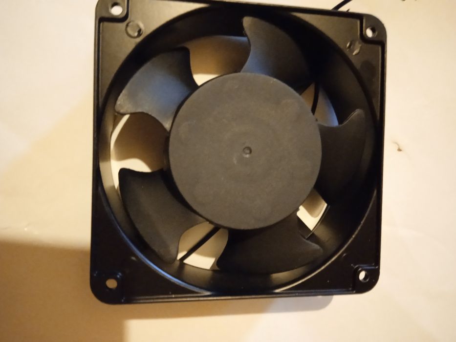 Вентилятор 220вольт