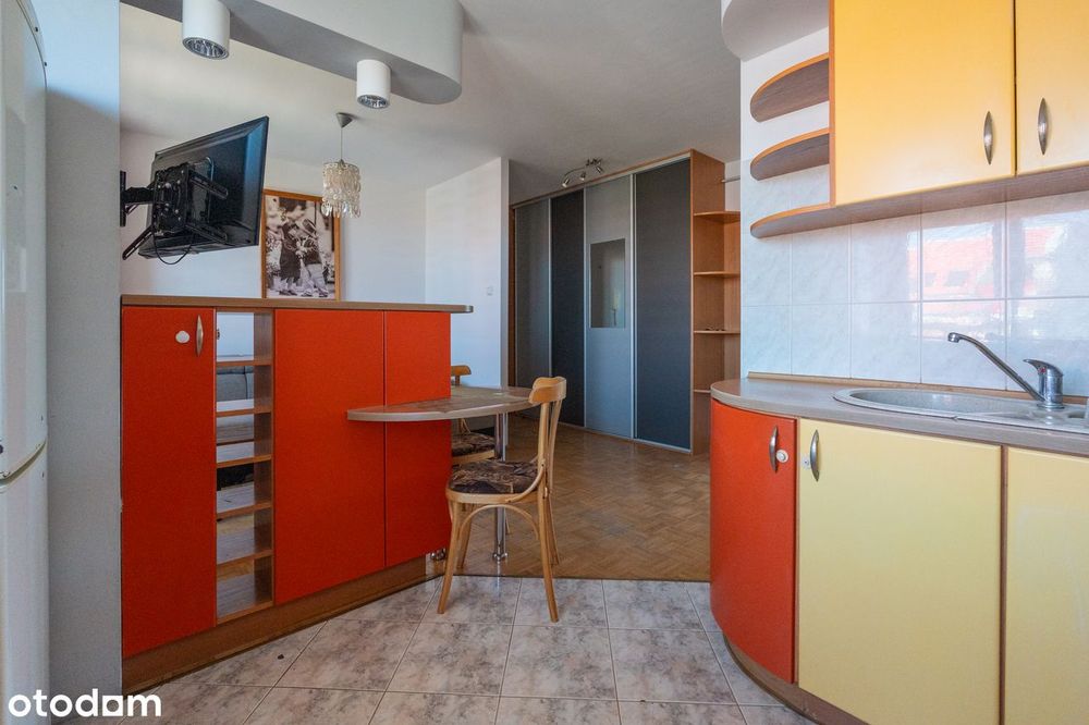 Ciche 2 pokojowe mieszkanie w dobrej lokalizacji
