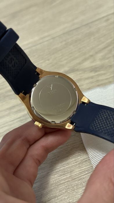 Продам годинник Guess (original)