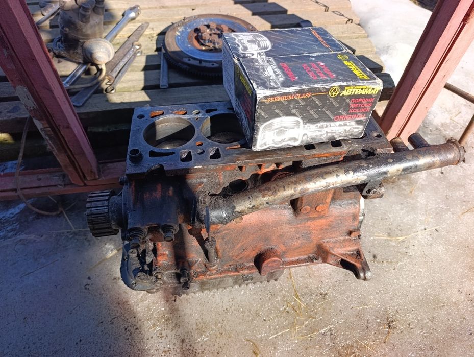 Блок таврія славута 1.1 поршні в подарунок