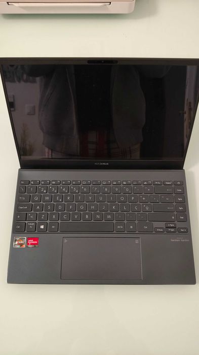 Computador Portatil ASUS ZenBook 13 OLED 13" Ryzen 7 5700U 16Gb 500GB