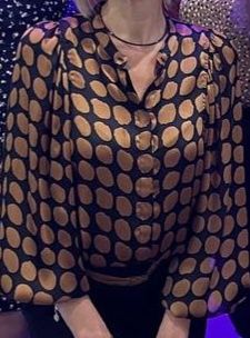 Нарядна блузка Mango з геометричним принтом