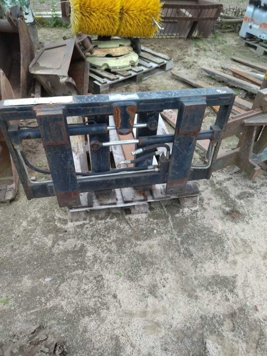 Widły do palet, paleciak, karetka