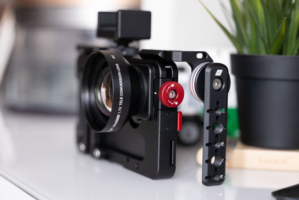 Obudowa BEASTGRIP do iphone 16 Pro