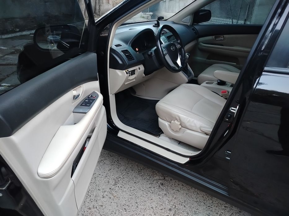 Продам легковой автомобиль