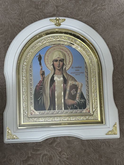 Икона Равноапостольной Нины