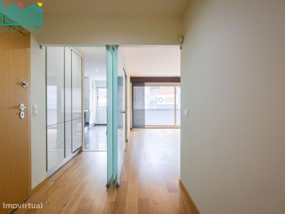 Apartamento T2 com Garagem Fechada em Aveiro