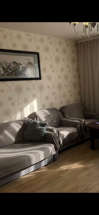 Продам диван та 2 крісла.