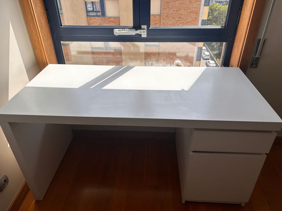 Secretária Malm Ikea