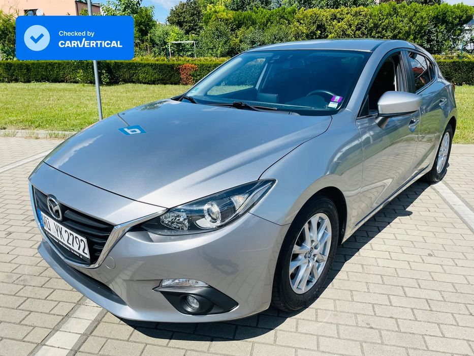 Mazda 3 105tys przebiegu BEZWYPADKOWY navi grzane fotele bluetooth tempomat Wr