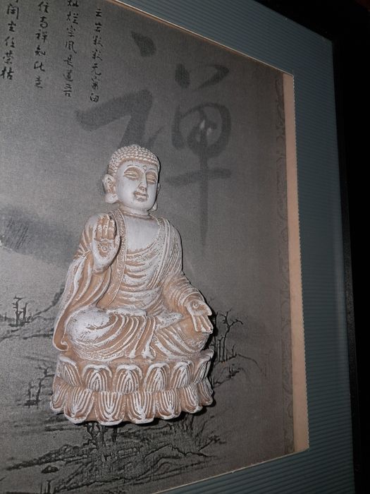 Figurka Budda   Buddy Siakjamuniego (Gautamy Buddy)