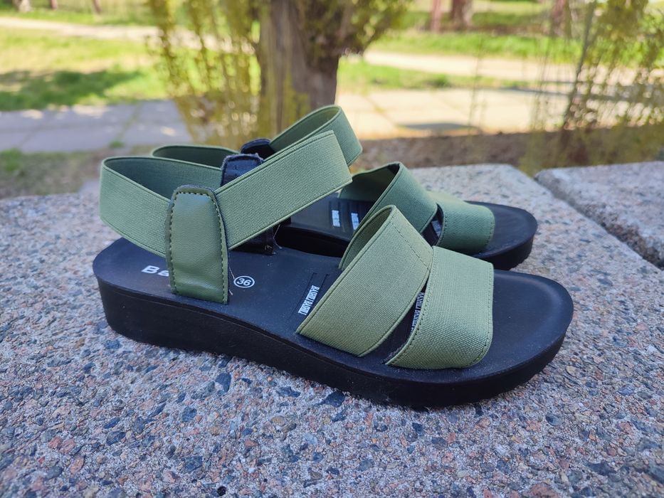 Детские босоножки размер 36