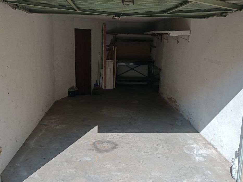 Alugo garagem box n222