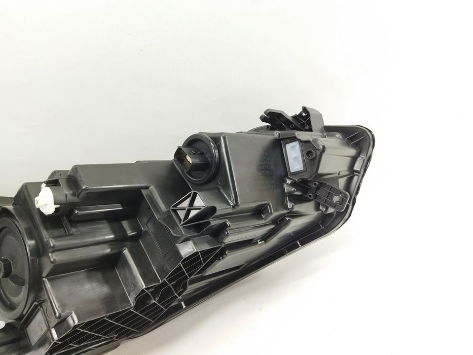 Фара передня ліва (HALOGEN) Chevrolet Equinox 2017-2020 84258447