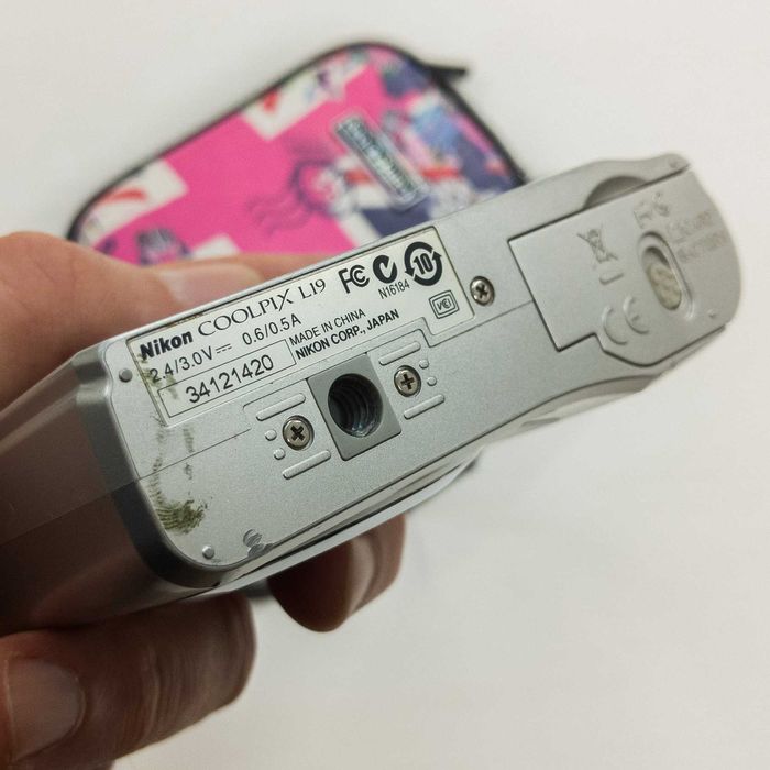 Фотоаппарат Nikon CoolPix L19