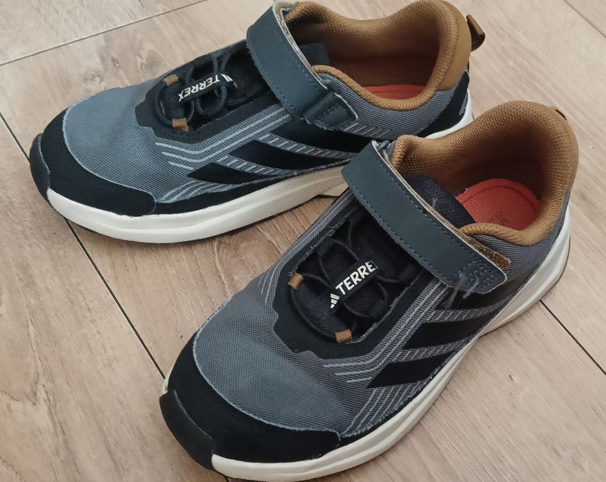 Buty dziecięce adidas Terrex Trailmaker 2 r. 35, rzep. BEZ WAD