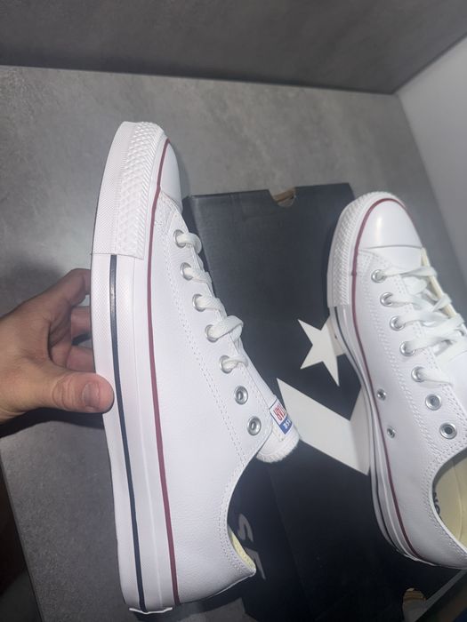 Converse low białe uni-sex w roz. 44