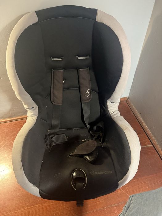 Fotelik samochodowy Maxi Cosi Priori 9-18