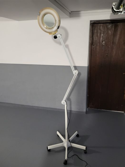 Lampa kosmetyczna