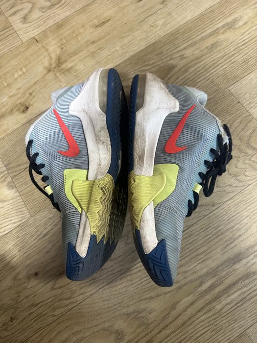 Оригінальні баскетбольні кросівки Nike Air Max Impact 4