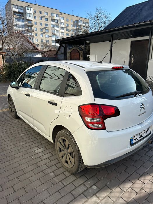 Автомобіль  Citroen C3