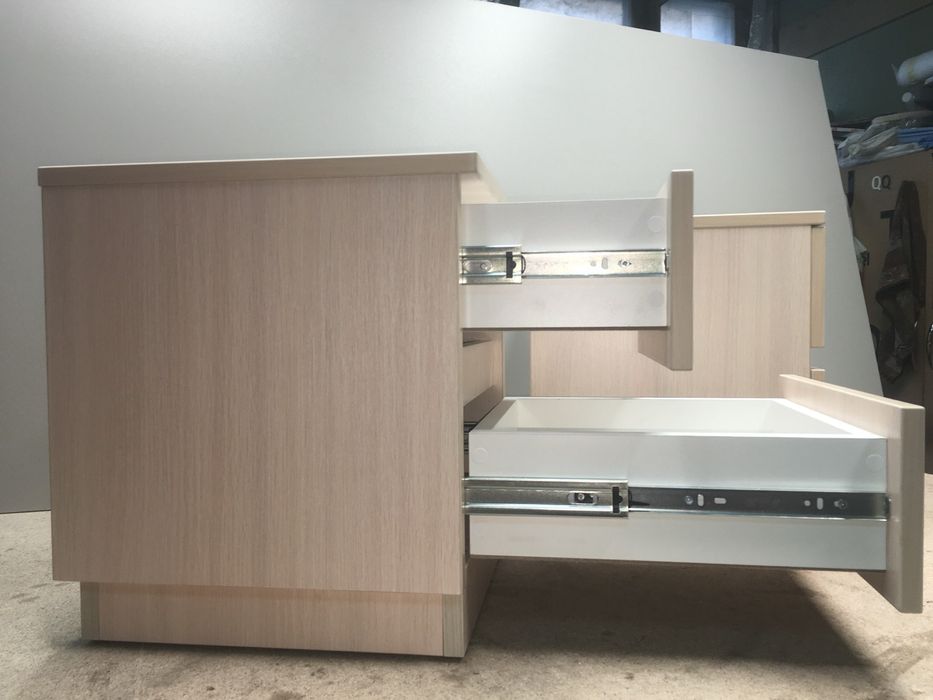 Комплект тумбочок (ціна за одну)