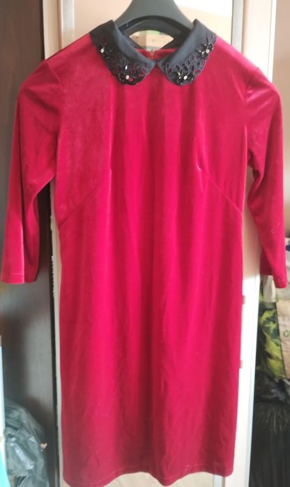 Sukienka czerwona welurowa aksamitna Ryłko