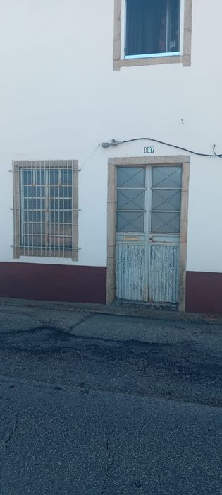 Loja/arrumos Arrifana