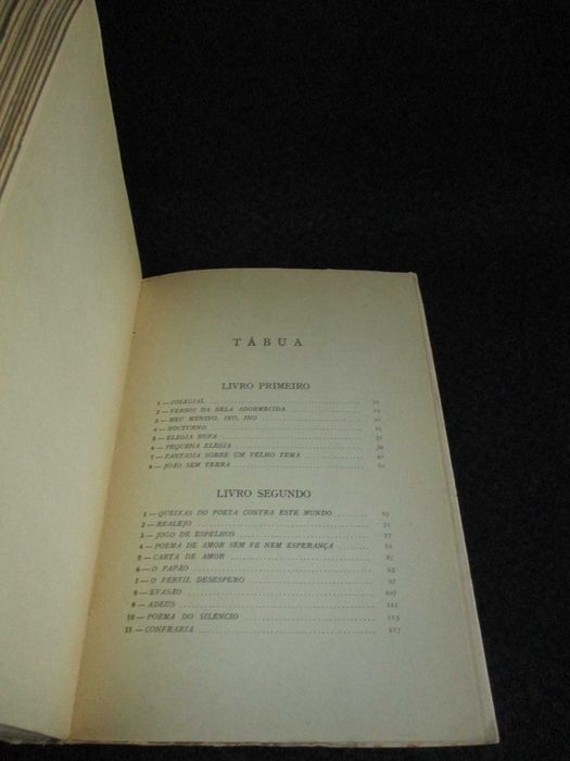 Livro As Encruzilhadas de Deus José Régio