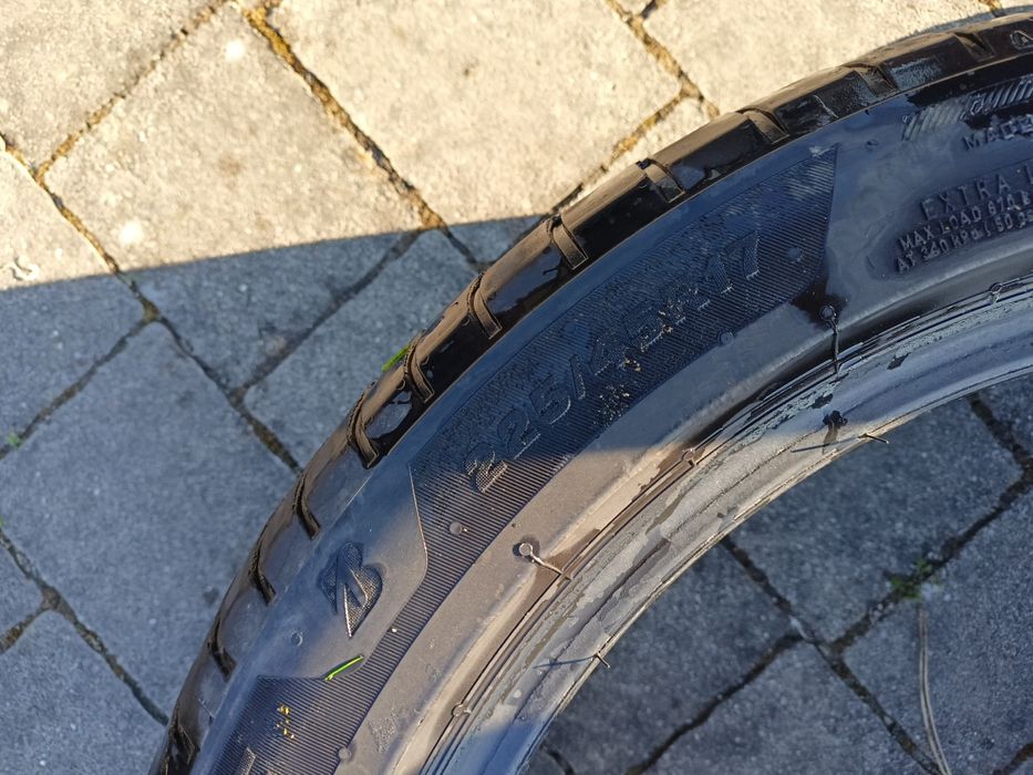 Opona Bridgestone Turanza 6 225/45R17  2023r