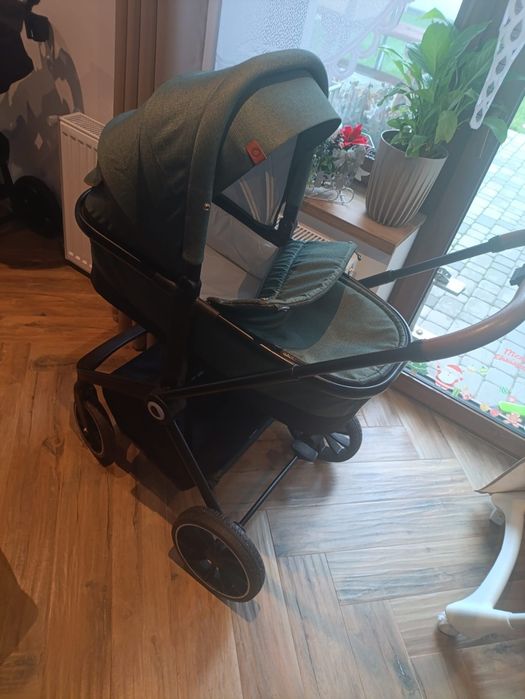 Wózek dziecięcy lionelo