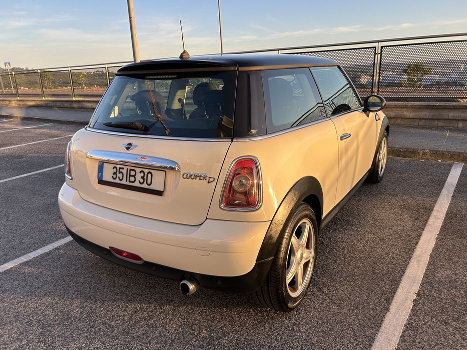 MINI Cooper D 1600 R56