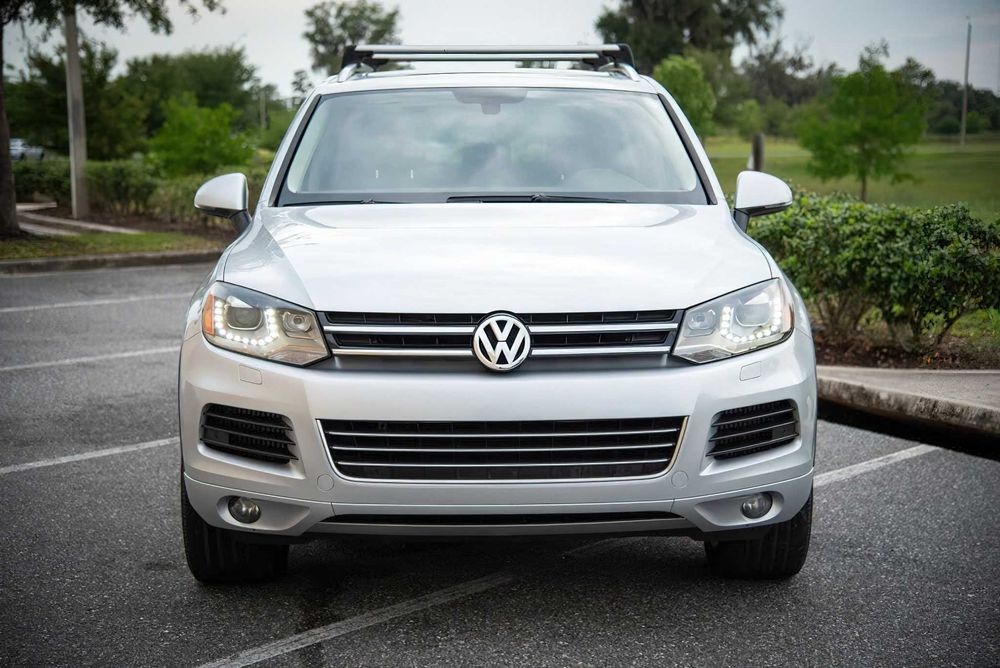 Volkswagen Touareg Executive      2013