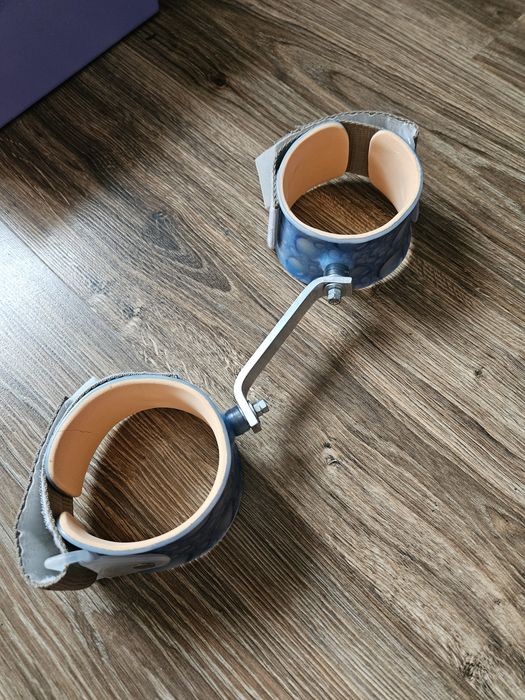 Стремена, бандаж для стегнових суглобів