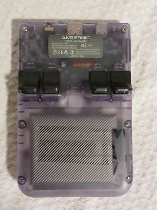 Retro... Consola de jogos portátil