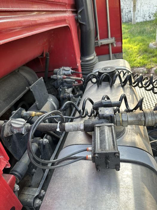 Продам Daf XF105 2010 рік Причеп самоскид MEILLER MHPS 41/3S 2015 рік