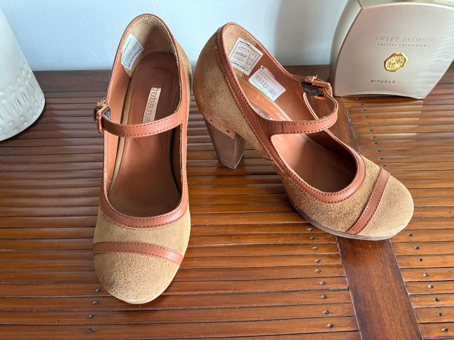 Sapatos da marca Cubanas castenho -  Nº 37.