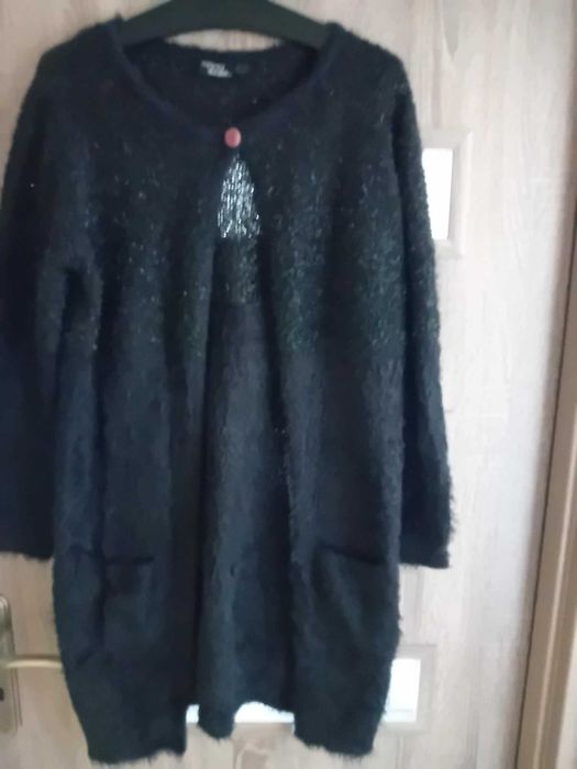 Sprzedam sweter kardigan czarny