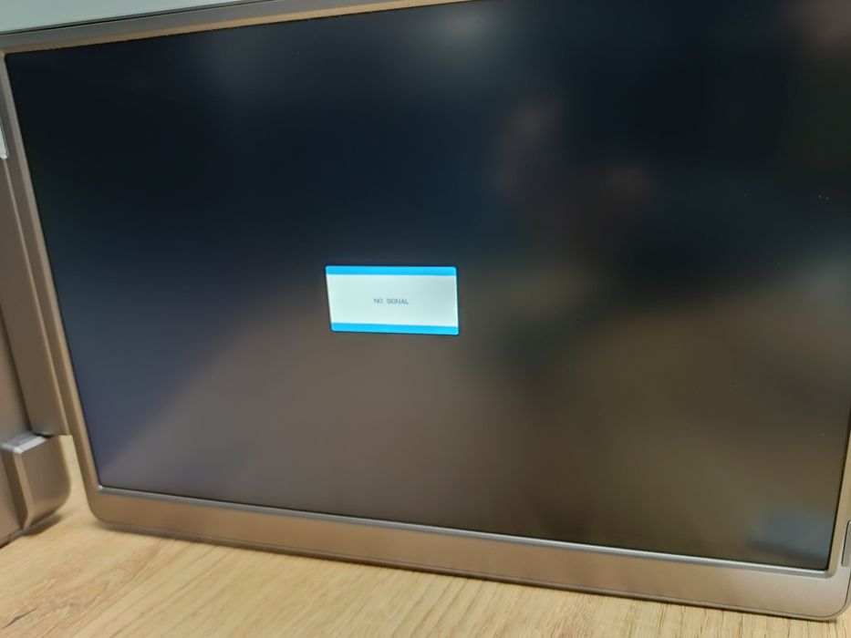 Potrójny monitor do laptopa 14" 1200p full HD