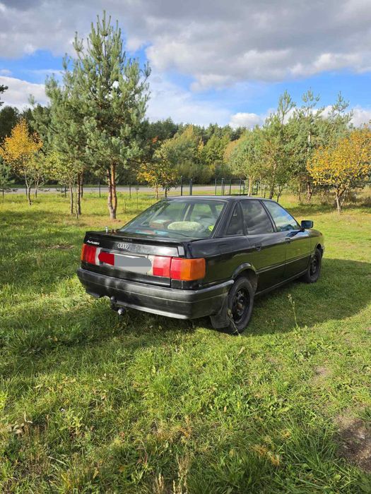 Ауді 80 б3 1990 року