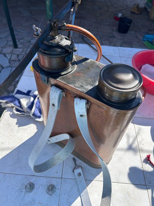 Pulverizador em Latão