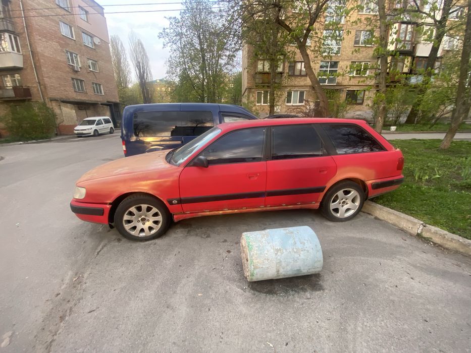 Продам audi 100 c4