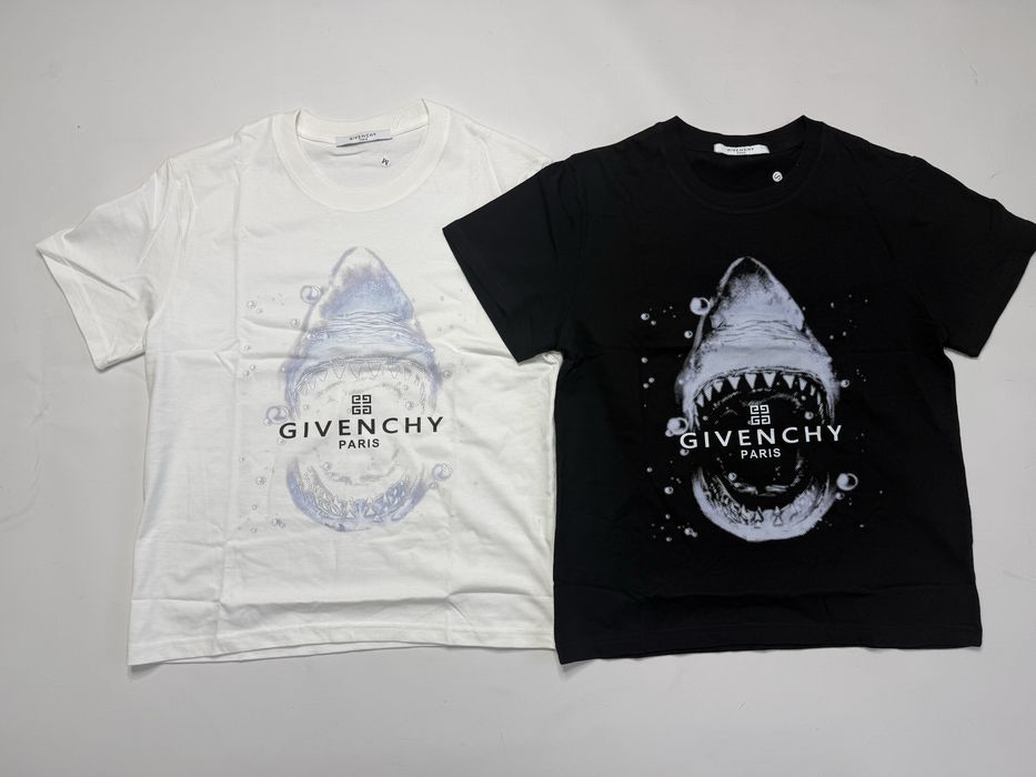 Givenchy T-shirt | Футболка Дживанши