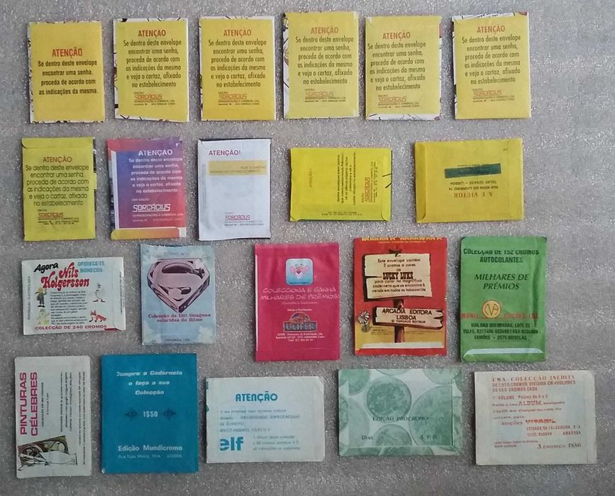 Várias Carteiras de cromos fechadas