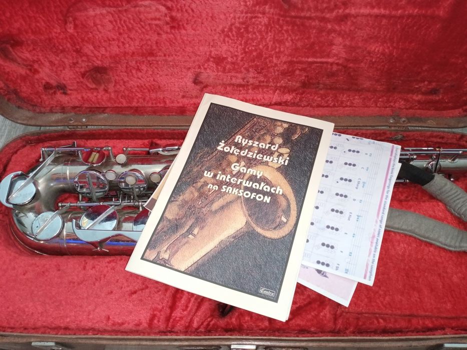 Saksofon tenorowy Amati Classic