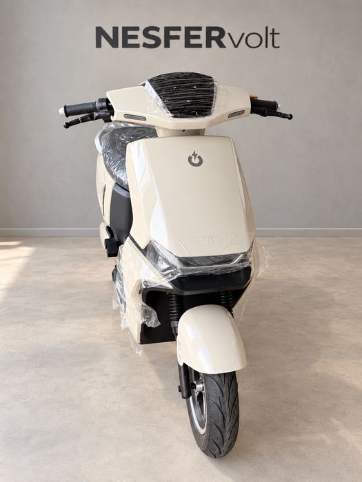 Scooter Elétrica NEOVOLT pro.GO. x 72v/ RUNNER 60V 250W (0.25kW) RUNNER (Chumbo) – RED
