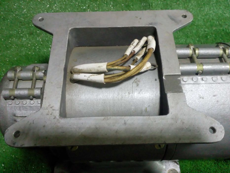 Авиационный преобразователь по-600с умформер