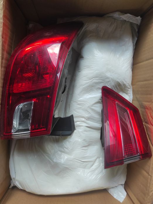 Conjunto farolins traseiros CLIO IV