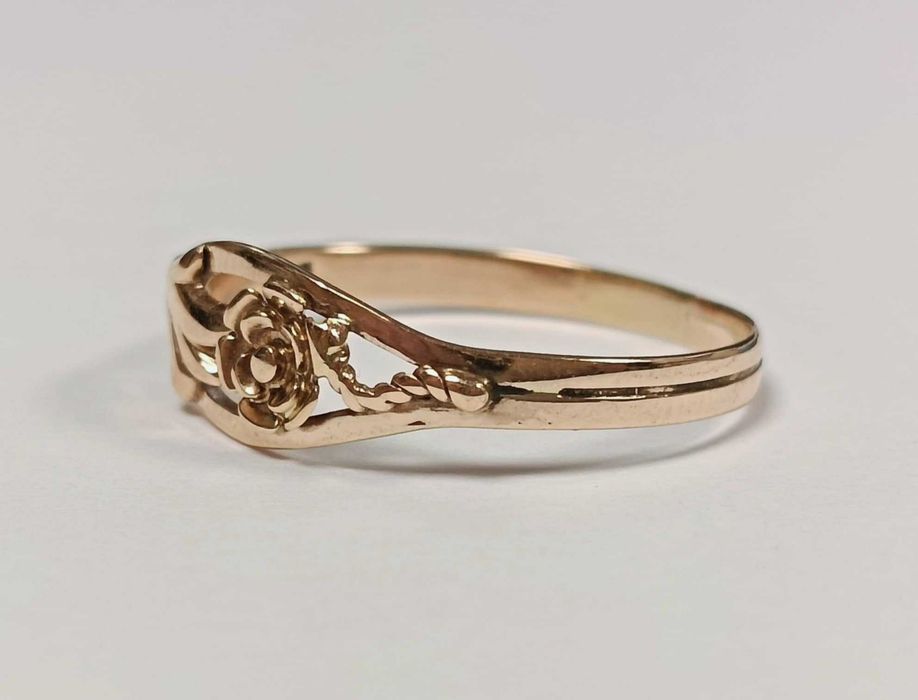 Złoty pierścionek PR 585 R22